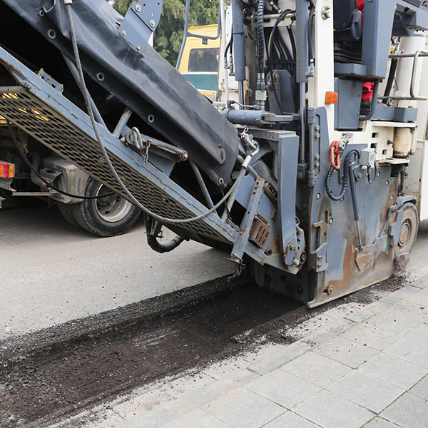 Cold milling machine in use